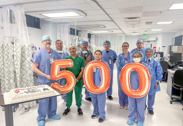 500 celebration with STHS Heart surgical staff